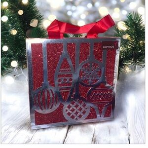 Papyrus Holiday Season Greetings Gift Bag